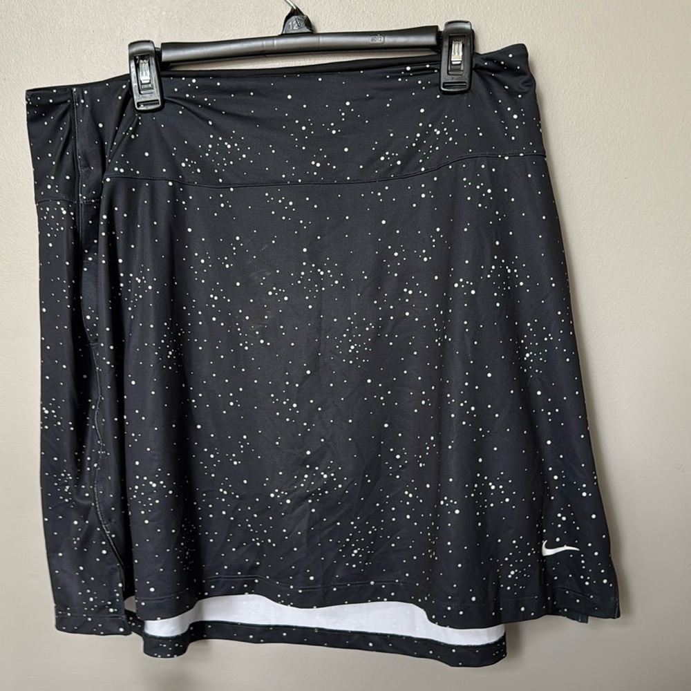 NIKE Women's Dry Standard Fit Golf/Tennis Skort-Black/Print XXL